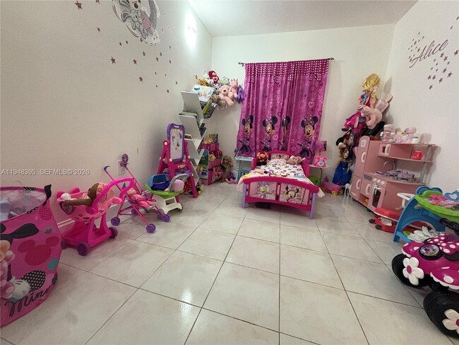 Building Photo - 8025 SW 107th Ave