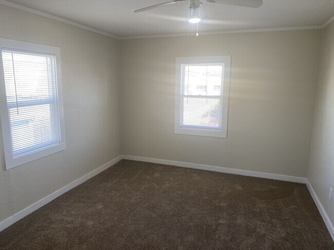 Building Photo - Lovely 2 Bedroom, 1 Bathroom Unit in Vallejo!