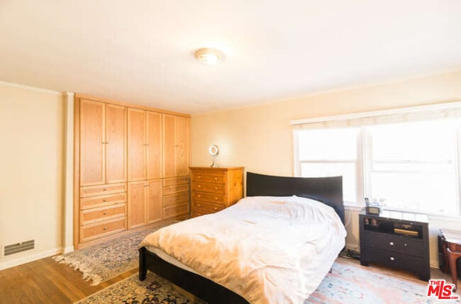 Building Photo - 10773 Massachusetts Ave