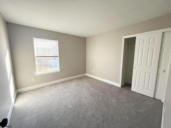 Building Photo - 62 Chancellor Park Dr