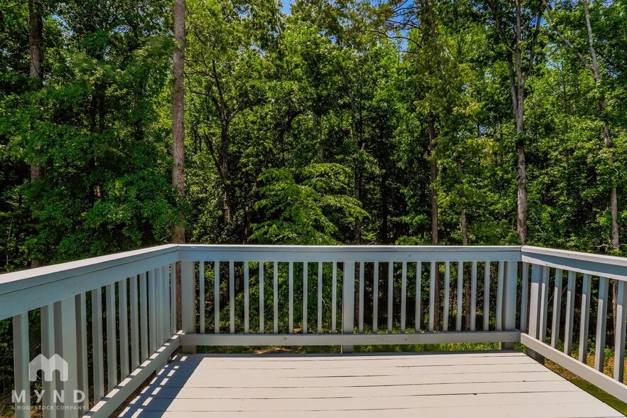 Building Photo - 235 Bowen Way