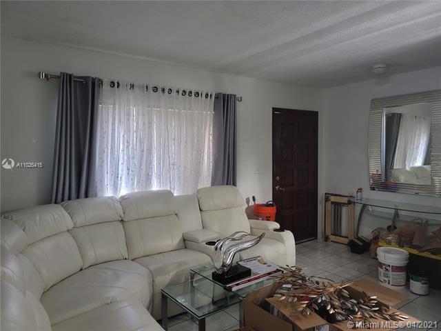Building Photo - 6206 SW 136th Ct
