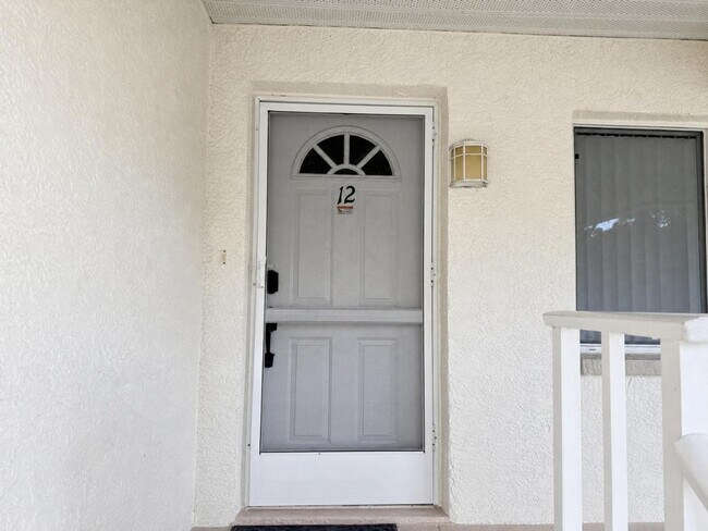 Building Photo - 388 Belina Dr