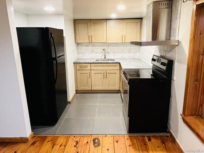 Building Photo - 1531 NY-22