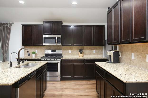 Building Photo - 6214 Falsetto Voice