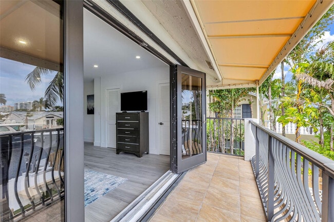 Building Photo - 616 3rd Key Dr