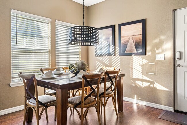 Building Photo - 2901 Edenshire Wy