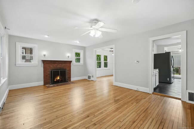 Building Photo - 46 Wooster St