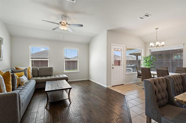 Building Photo - 9312 Leveret Ln