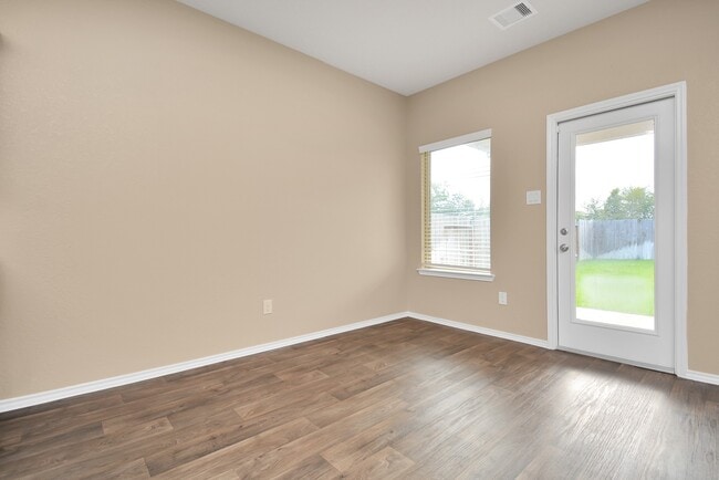 Building Photo - 5415 Dover Ter Wy