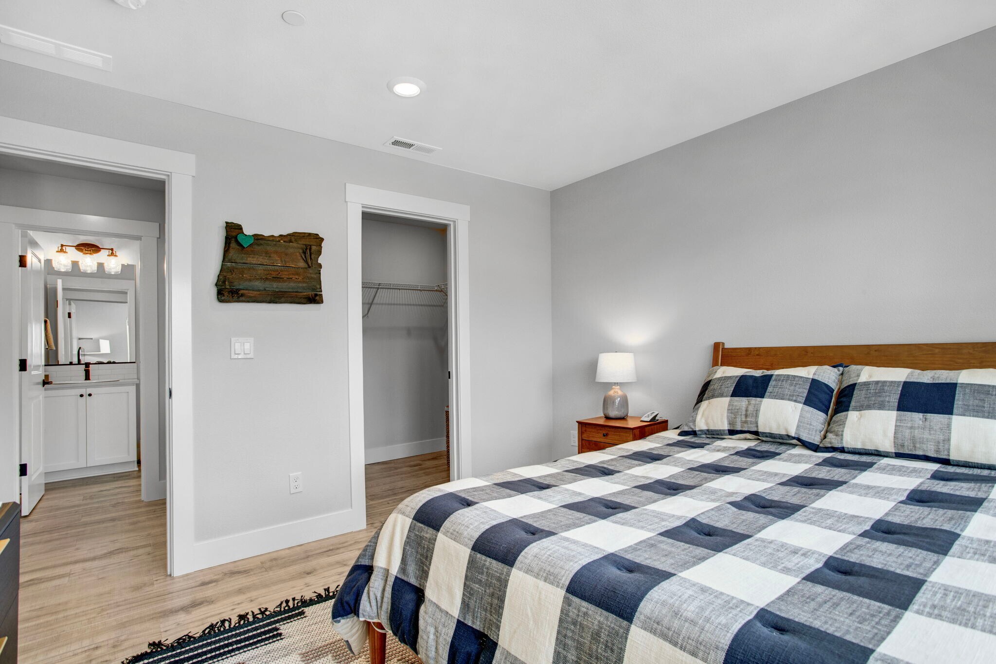 Building Photo - 16625 SW Botany Bay Ln
