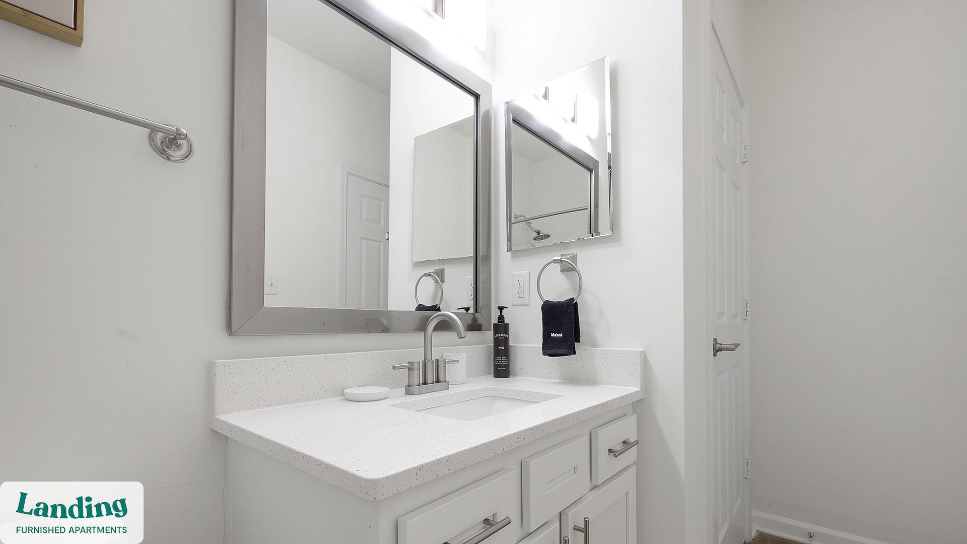 Building Photo - 1101 Flagstone Ln