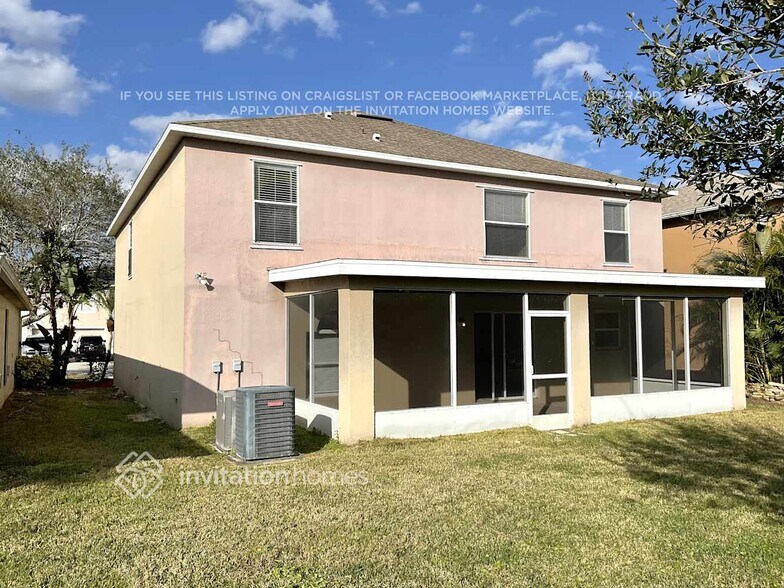 Building Photo - 1765 Sawgrass Dr SW