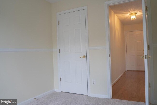 Building Photo - 12101 Greenwood Ct