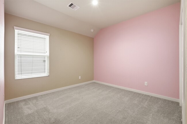 Building Photo - 2742 Oakleaf Ash Ln
