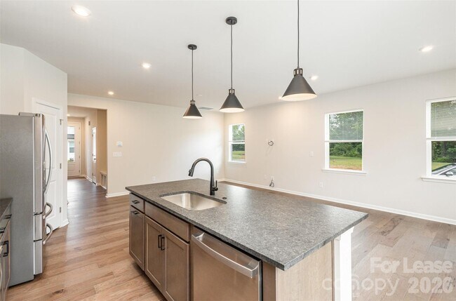 Building Photo - 3103 Hutton Gdns Ln