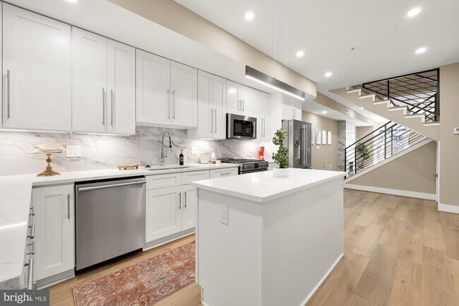 Building Photo - 3620 13th St NW