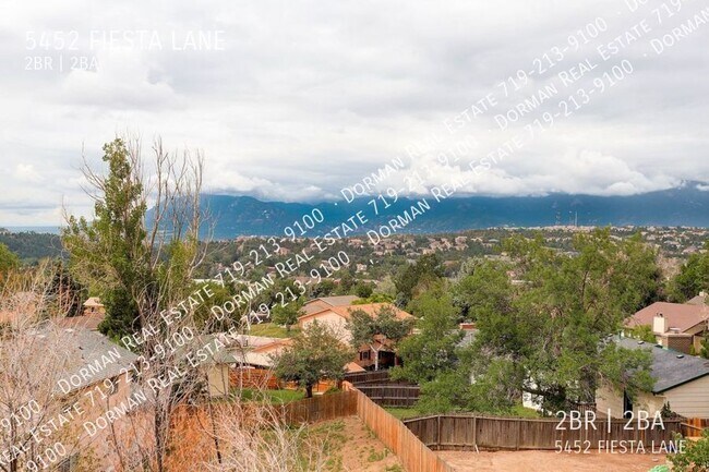 Building Photo - 5452 Fiesta Ln