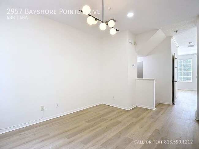 Building Photo - 2957 Bayshore Pointe Dr