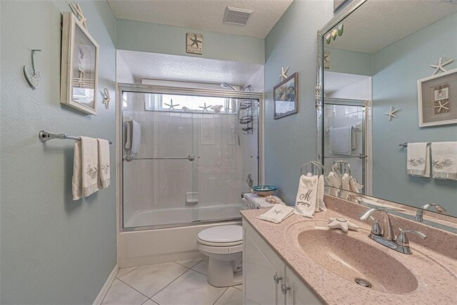 Building Photo - 2547 Estancia Blvd