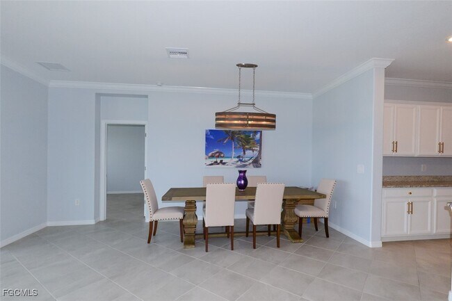 Building Photo - 3983 E Hampton Cir