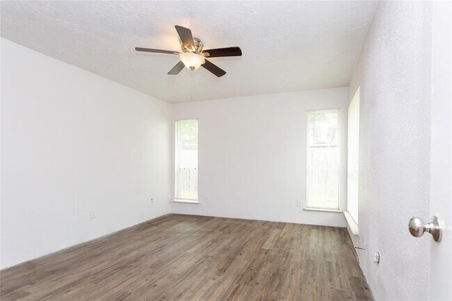 Building Photo - 2619 Autumn Springs Ln