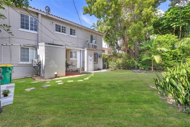 Building Photo - 43 Sidonia Ave