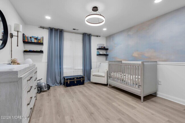 Building Photo - 37 Fells Dr