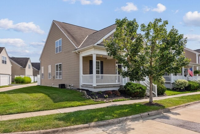 Building Photo - 7885 Waggoner Trace Dr