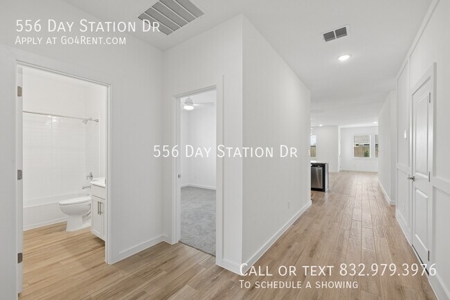 Building Photo - 556 Day Sta Dr