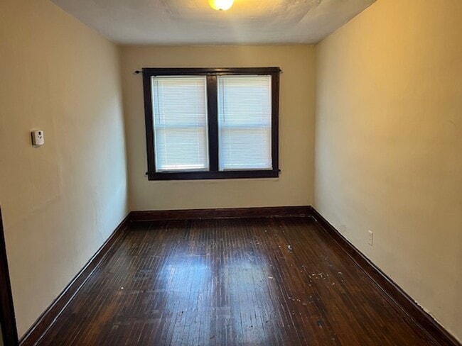 Building Photo - 121 E Arcadia Ave