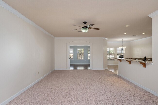 Building Photo - Beautiful 4 Bed / 2.5 Bath Home in Duggan ...