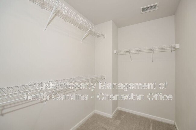 Building Photo - 104 Bay Eddy Ct