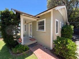 Building Photo - 107 S Meridith Ave