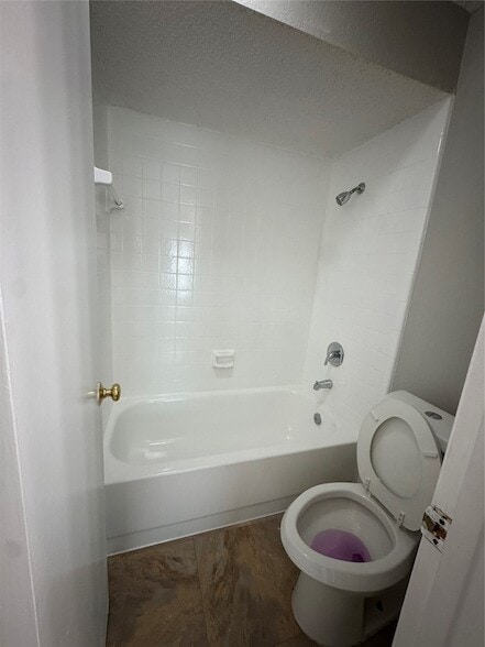 Building Photo - 1925 Bosque Dr