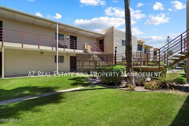 Building Photo - 4620 N 68th St