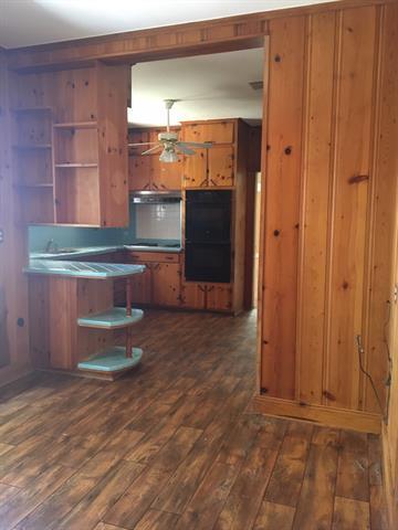 Building Photo - 1390 FM 1187