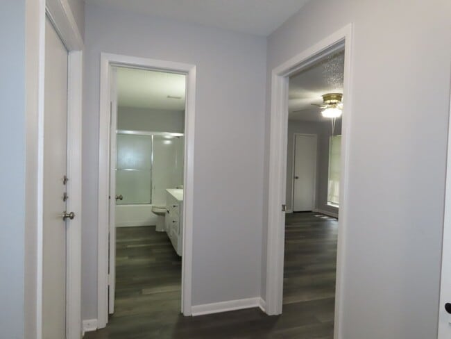 Building Photo - Whitehouse ISD - 3 Bedroom, 2 Bath Duplex, Lawn Care Provided!