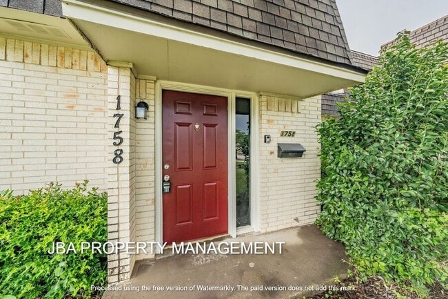 Building Photo - 1758 Farleigh Ct