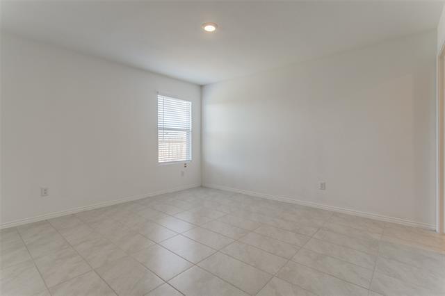 Building Photo - 111 Lemongrass Dr