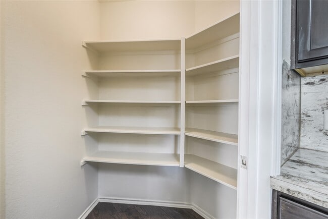 Building Photo - 2023 Louetta Mist Dr