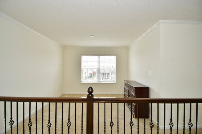 Building Photo - Spacious 5-bedroom, 3 full bath home in the Greenwood/Clark Pleasant area