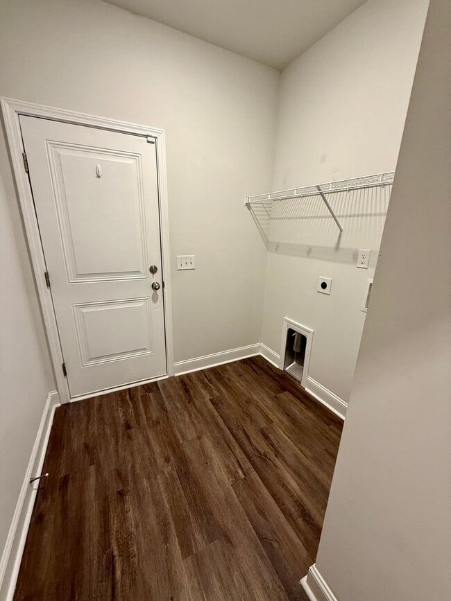 Building Photo - Newly Available in Heritage Bay!