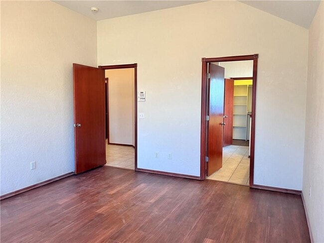 Building Photo - 628 Allison Ln