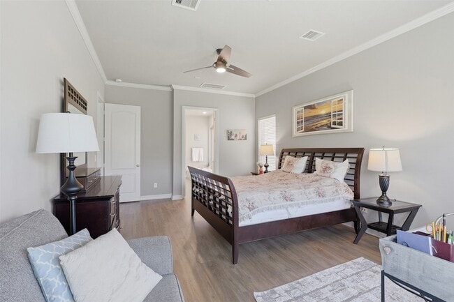 Building Photo - 18800 N Bee Cave Springs Cir