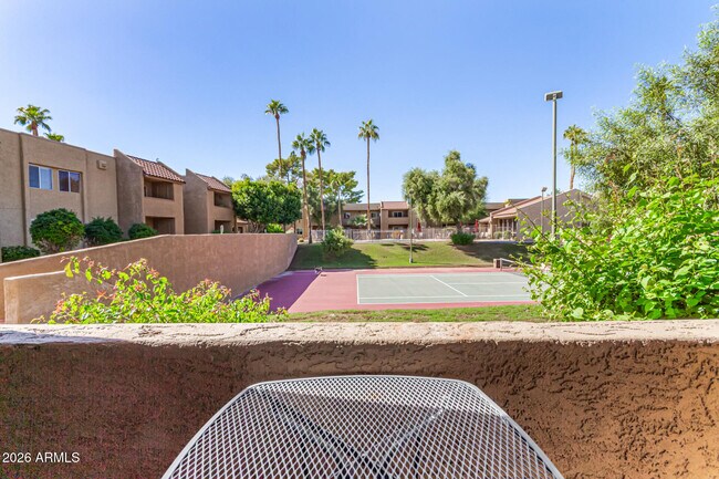 Building Photo - 5877 N Granite Reef Rd