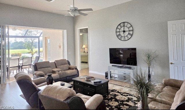 Building Photo - 9129 Links Dr