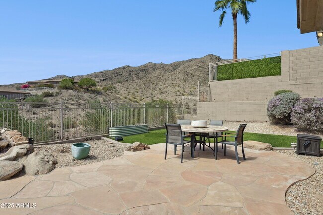 Building Photo - 14216 S 5th St