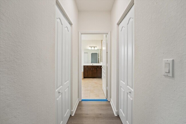 Building Photo - 8903 Sea Chase Dr
