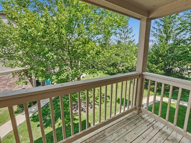 Building Photo - 212 Commons Ct